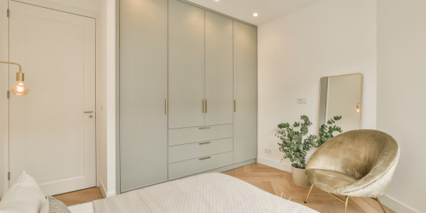 Comprar / Vender Apartamentos y Lofts en Torrelles de Llobregat · con Mobiliario y Carpintería a Medida