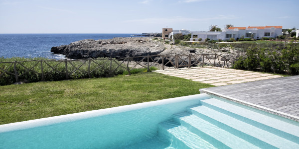 Comprar / Vender Casas Unifamiliares y Chalets en Sant Iscle de Vallalta · con Piscina
