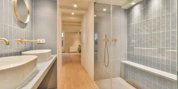 Comprar / Vender Dúplex y Áticos en Sant Iscle de Vallalta · con Baños de Diseño