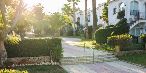 Compraventa de Inmuebles en Dosrius · Villas